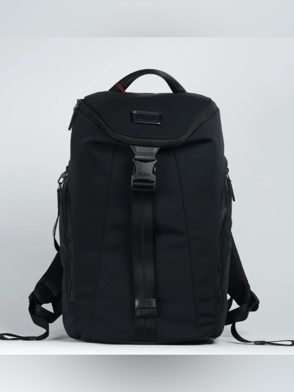 🔥100% Authentic TUMI DFO Tahoe Vassar Flap Backpack/ Brand New w Tag Inc🔥